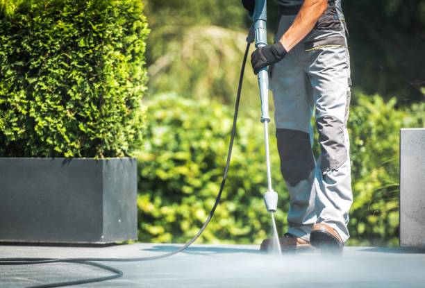 Best Sign and Awning Cleaning  in Kingston, RI